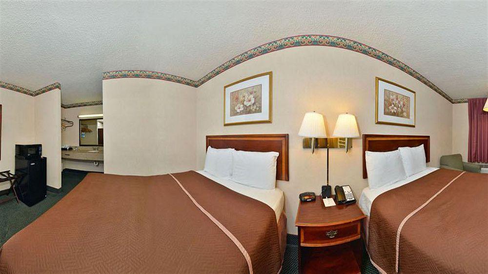 Americas Best Value Inn - Fredericksburg North Eksteriør billede