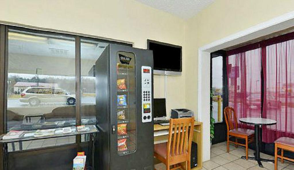 Americas Best Value Inn - Fredericksburg North Eksteriør billede