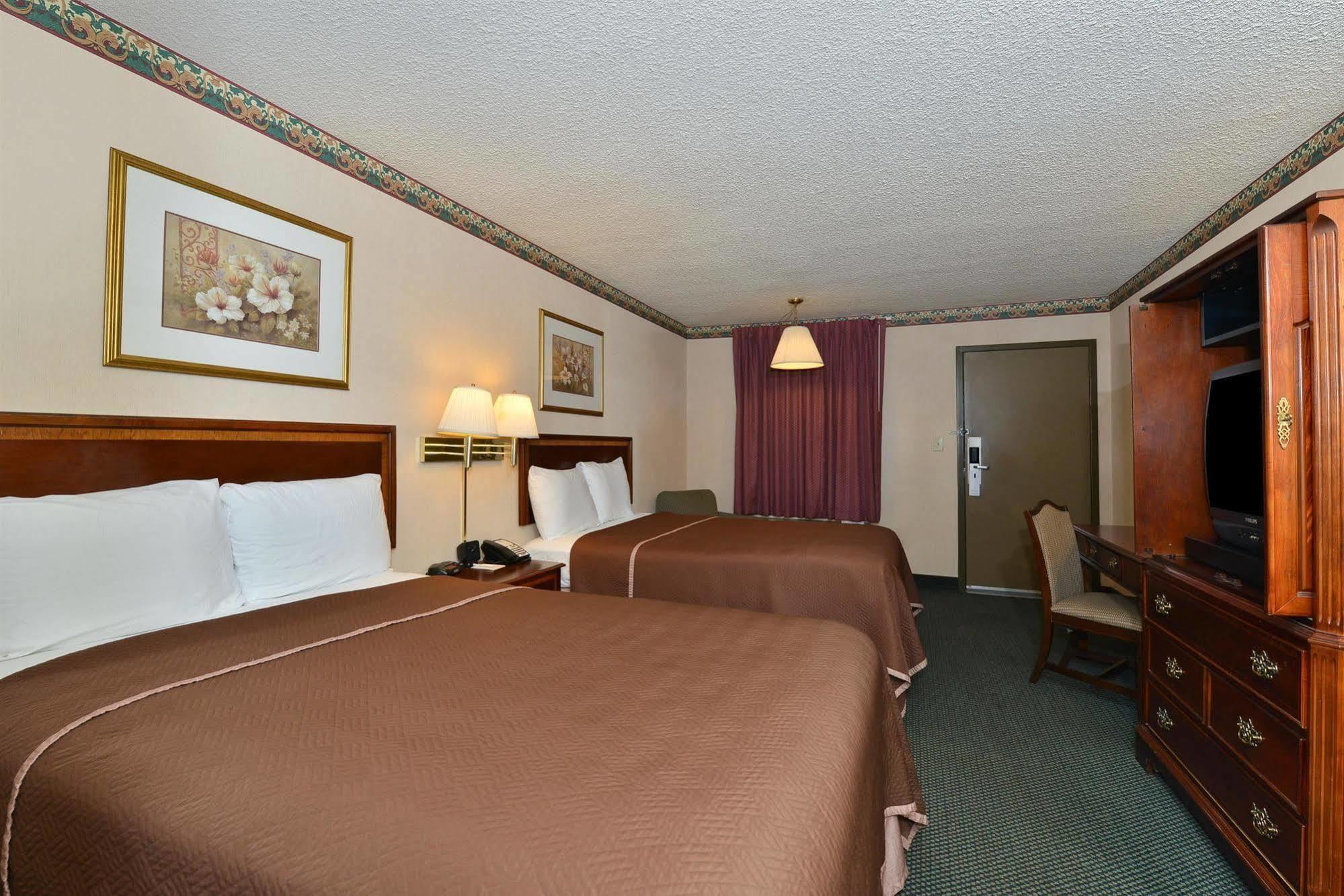 Americas Best Value Inn - Fredericksburg North Eksteriør billede