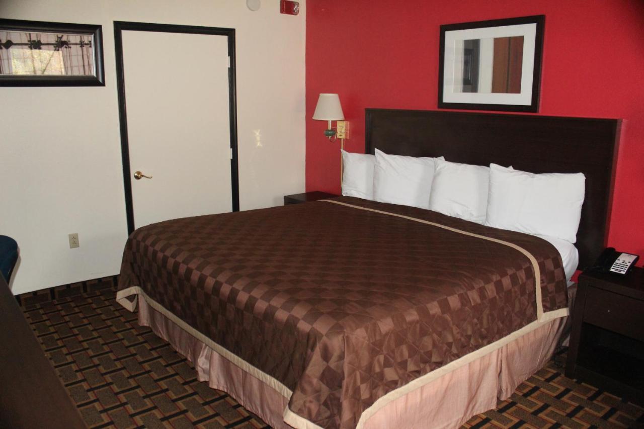 Americas Best Value Inn - Fredericksburg North Eksteriør billede
